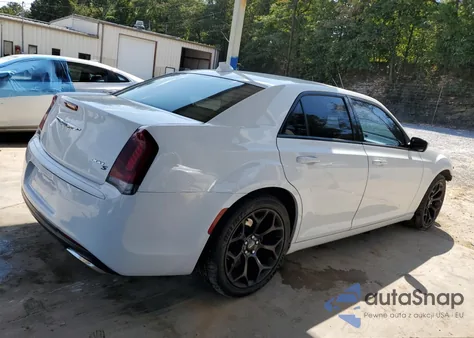 2019 Chrysler 300 S из США, поврежденный, VIN 2C3CCABG4KH555539